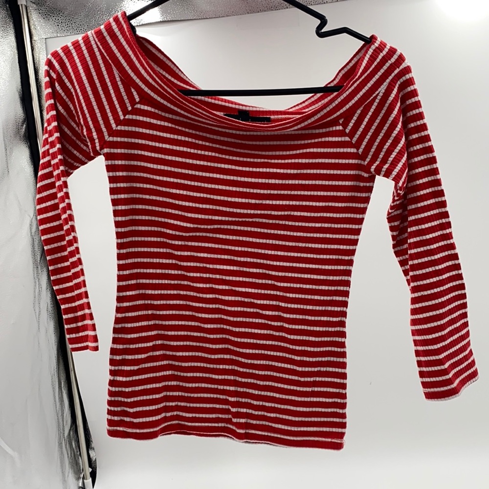 Women’s Long Sleeve off the Shoulder Top